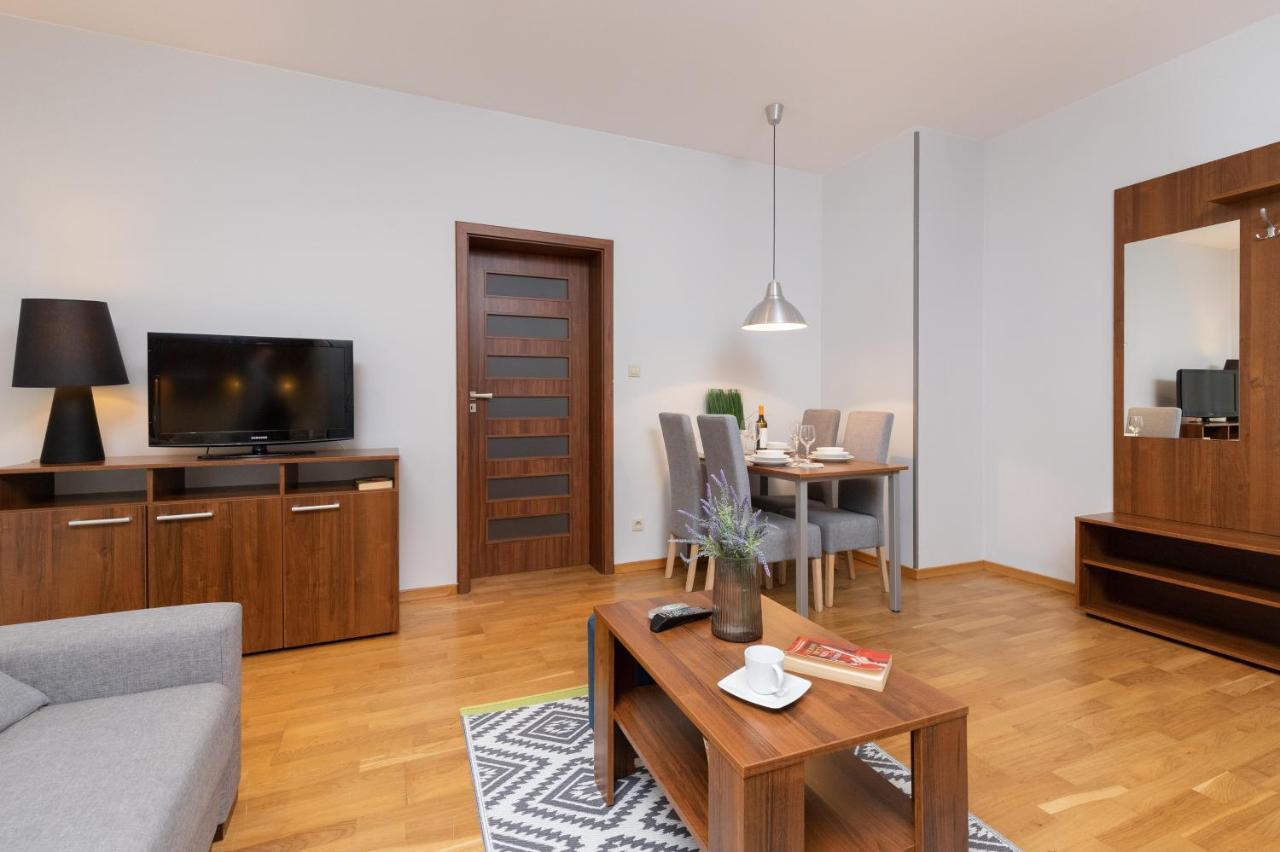 Villa 4 Pory Roku By Noclegi Renters ยาสต์เชอเบีย กูรา ภายนอก รูปภาพ